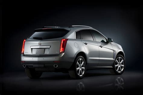 2016 Cadillac SRX Review - CarsDirect