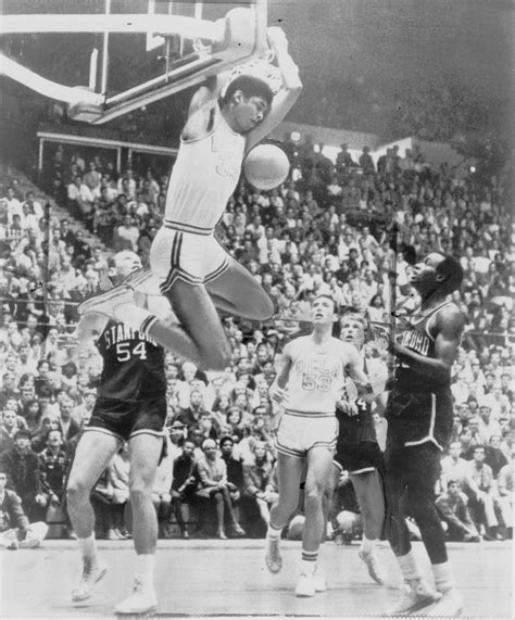 File:Lew Alcindor Kareem Abdul-Jabbar UCLA.jpg - Wikipedia