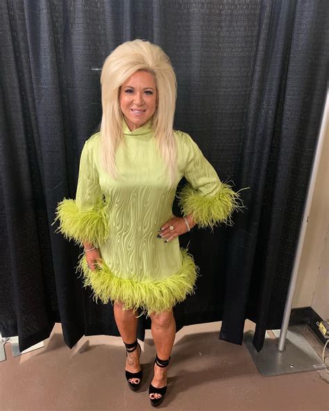 Long Island Medium Theresa Caputo mocked over dress that looks like 'lettuce' | The US Sun