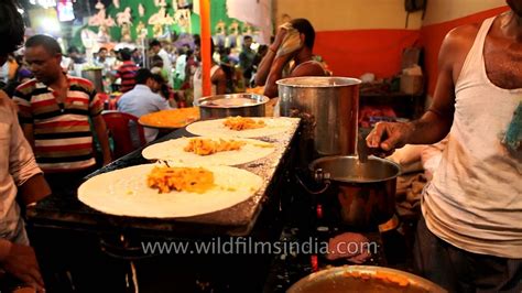 Kolkata Durga Puja food with flavours from South India - YouTube