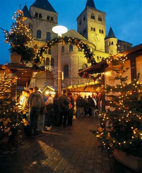 Trier Germany Christmas Market. Christkindlemarkts in Germany always ...