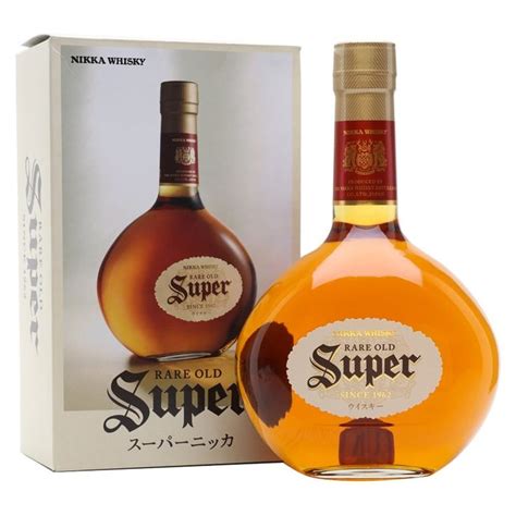 Nikka Super whisky. | Puros