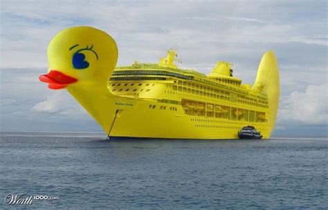 Badeenten Kreuzfahrtschiff (Fotomontage) Duck Memes, Cruise Ship Pictures, Ship Tracker, Duck ...