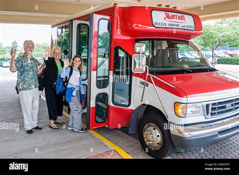 Marriott airport shuttle hi-res stock photography and images - Alamy