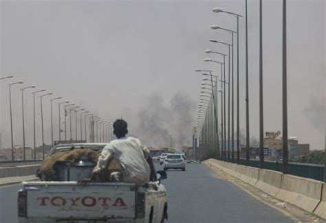 Sudan army okays foreign evacuation as Khartoum battle rages | Sawt ...