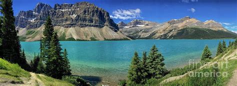 Rocky mountains panorama by Patricia Hofmeester in 2020 | Rocky mountains, Panorama, Beautiful ...