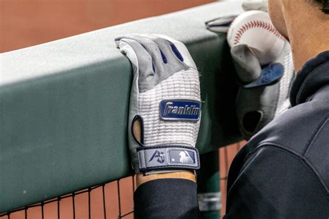 What Pros Wear: Aaron Judge’s Franklin Pro Classic Batting Gloves ...