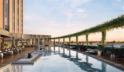 Everything You Need To Know About The New Four Seasons Hotel In New Orleans