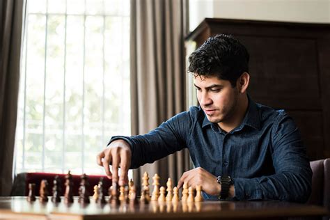 7 reasons you should hire a chess player | ChessBase