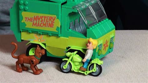 Cobi Character Building Scooby-Doo Mystery Machine LEGO Compatible Brick Set Toy Review - YouTube