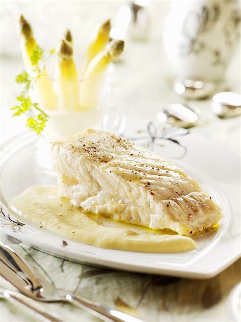 Turbot Fillet with Puree recipe | Eat Smarter USA