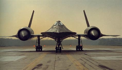 Best Engineering Channel: Lockheed SR-71 Blackbird