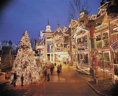 An Old Time Christmas at Silver Dollar City in Branson, Missouri ...