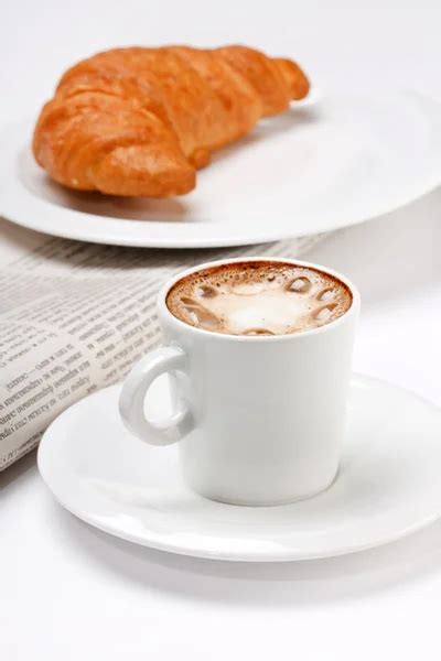 Coffee and croissant — Stock Photo © Shebeko #3111591