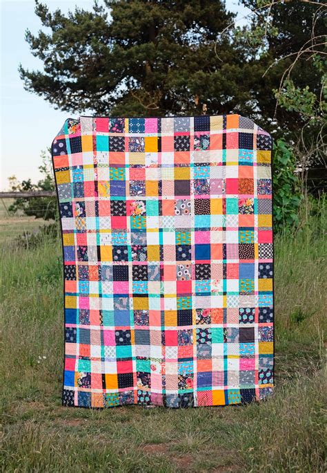 Plaid-ish Scrap Quilt Tutorial – Kitchen Table Quilting