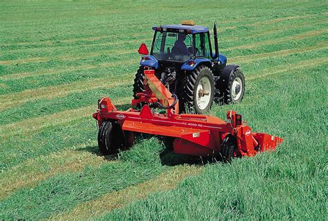 Kuhn - Hay Machinery - Mowers and Mower Conditioners