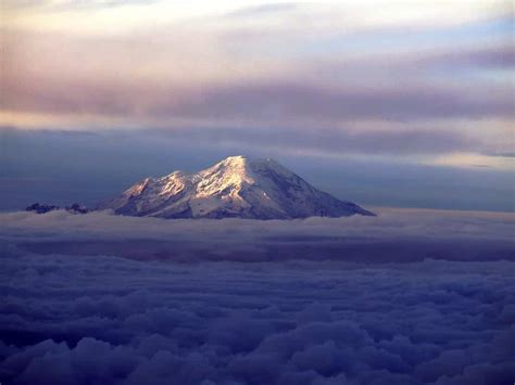 Chimborazo Volcano, the top of Ecuador. 2-day trip. ASEGUIM leader