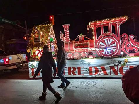 Oshawa's Santa Claus Parade in need of floats, bands and dancers for ...