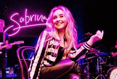 Sabrina Carpenter // Evolution tour 2016 | Sabrina carpenter, Sabrina, Gal