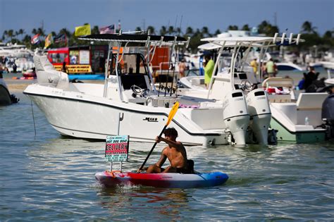 Here's A Look At Haulover Sandbar, The Popular Miami Party Spot That Will Be Destroyed