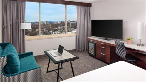 Hotels in Cambridge, MA Near MIT | Hyatt Regency Boston/Cambridge