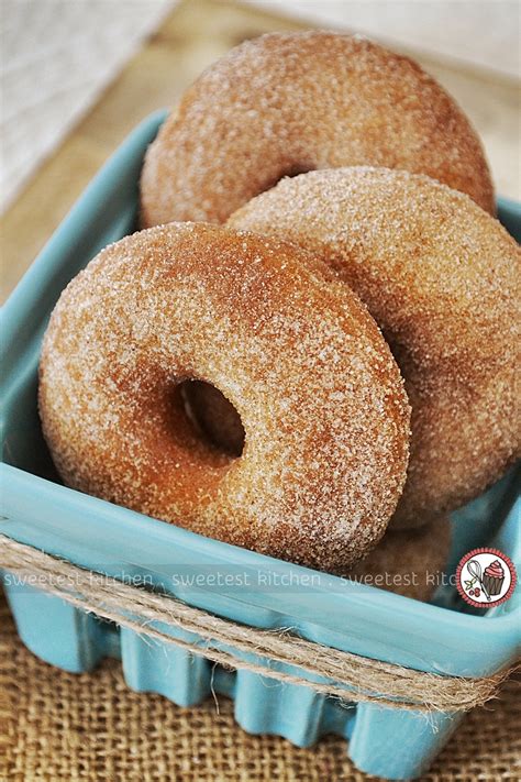 Baked Cinnamon Donuts - sweetest kitchen