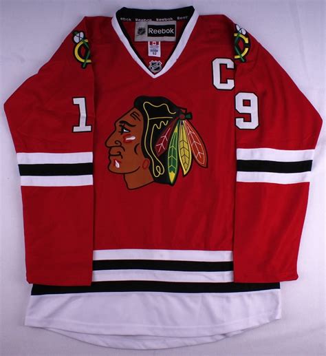 Jonathan Toews Signed Blackhawks Jersey (PSA COA) | Pristine Auction