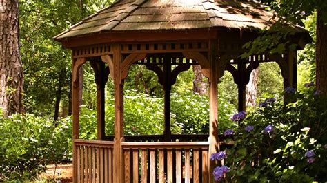 DIY Gazebo Guide: 4 Tips for Building a Gazebo - 2024 - MasterClass