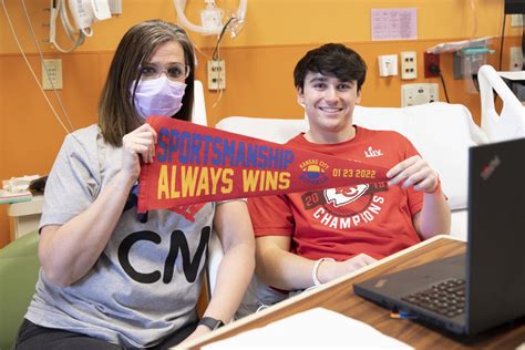 KSHB 41: Buffalo children's hospital donates pennants to Children's Mercy