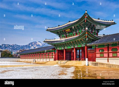 Gyeongbokgung Palace grounds in Seoul, South Korea Stock Photo - Alamy