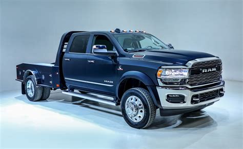 2019 Ram Chassis Cab Brings the Highest Capability, Advanced Technology and Comfort to ...