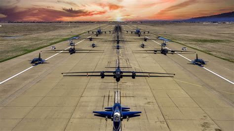 U-2 Spy Planes' Spectacular 'Elephant Walk' at Beale AFB: A Glimpse ...