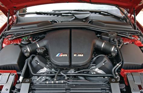 The S85 Was a Special BMW M V10 That Made the M5 and M6 Sound Like ...