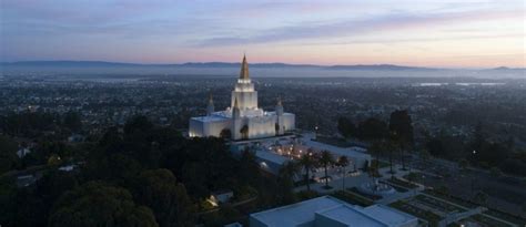 History of the Oakland Temple - TempleHill.org