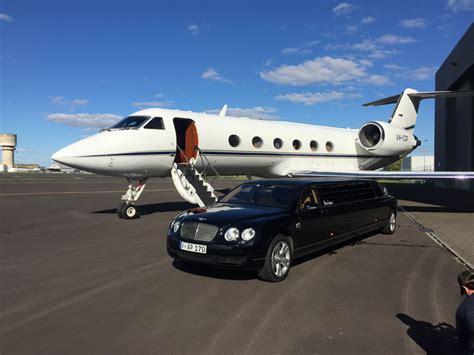 Airport Limo Service in Toronto | Airport Limousine service | Exotica Limo