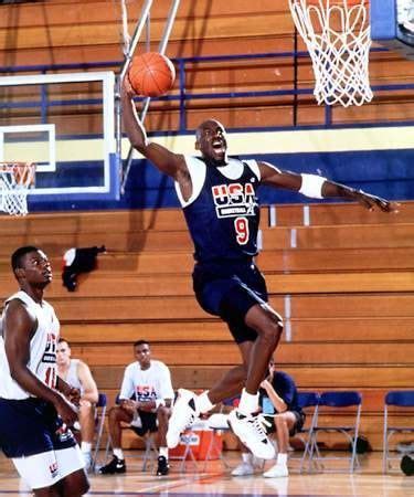 Michael Jordan in 1992 Olympics Dream Team scrimmage practice game. in ...