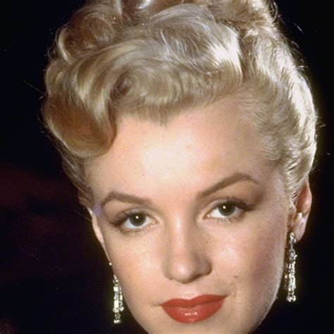 8 Beauty Lessons We've Learned From Marilyn Monroe - Allure