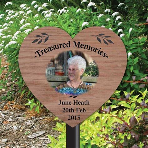 JAF Graphics. Outdoor Photo Heart Memorial Plaque