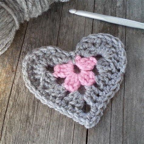 Craftsy.com | Express Your Creativity! | Crochet heart pattern, Left handed crochet, Crochet ...