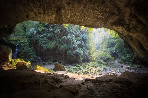 Sanmin Bat Cave (三民蝙蝠洞) — Josh Ellis Photography