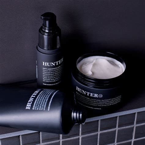 Eﬃcient super natural men’s skin care tools crafted to seamlessly fit ...