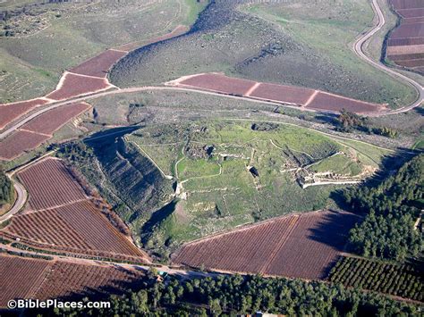 Lachish (BiblePlaces.com)