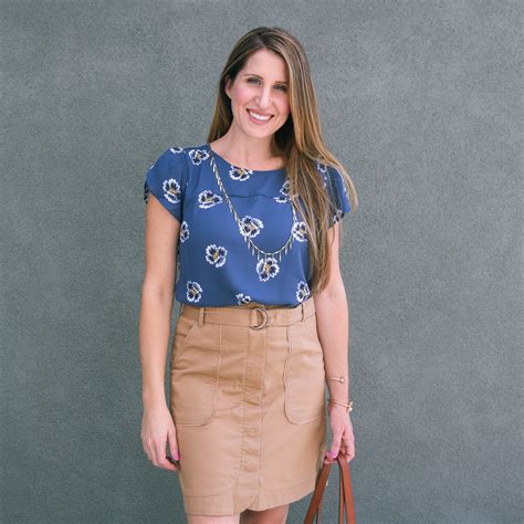 The Cutest Khaki Skirt – She Knows Chic