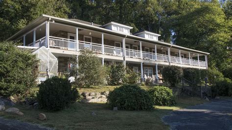 The Best Pet Friendly Hotels in Smoky Mountains Tennessee ...