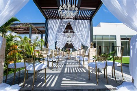 Breathless Riviera Cancun, Resort & Spa. Unique Destination Wedding ...