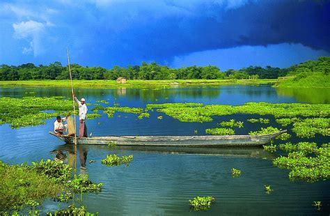 11 Breathtaking Places to Visit in North East India - Neeshu.com