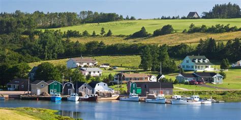 Cruises to Charlottetown, Prince Edward Island, Canada | Holland ...