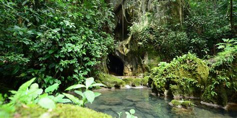 Actun Tunichil Muknal, ATM caves - Secret Central America