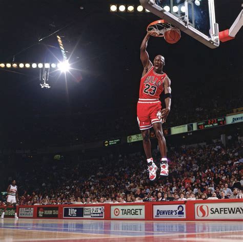 Michael Jordan dunk contest photo explained by SI photographer - Sports Illustrated