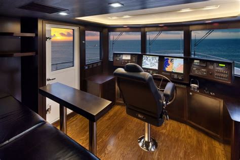 Bering 60 - Steel Exploration Yacht - Pilothouse | Yacht, Explorer yacht, Trawler yacht